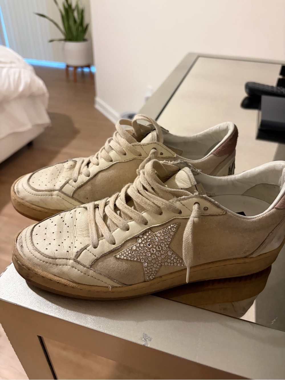 Golden Goose Cream/Beige Sneakers with Crystal Star